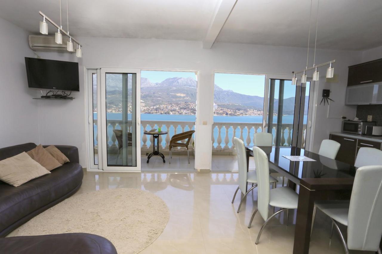 Mountain Bay Views Apartments Нивице Екстериор снимка